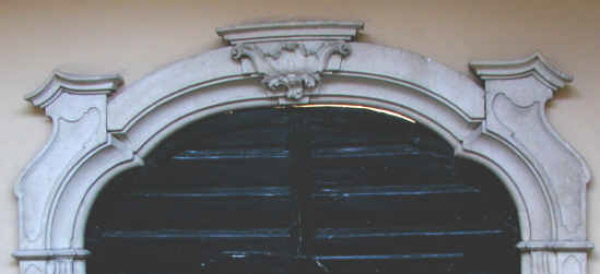 portale 102