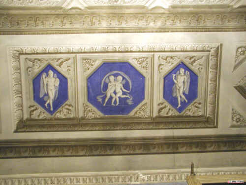 soffitto della sala blu