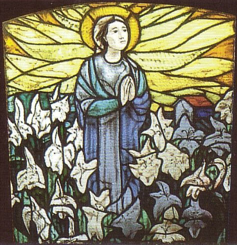 vetrata dedicata a Santa Maria Goretti